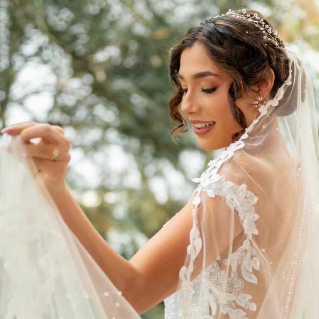 Novia Luxury